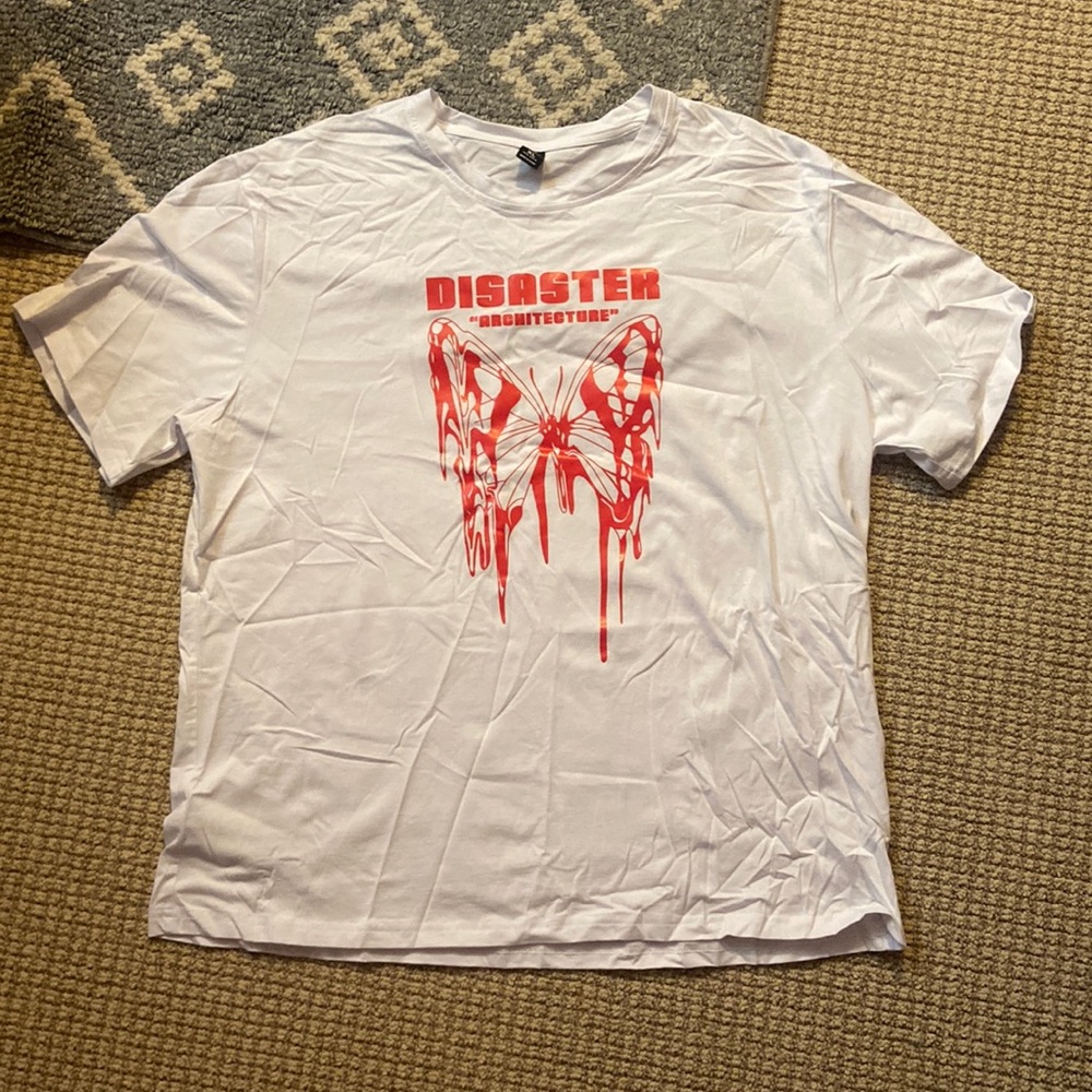 ROMWE Letter Butterfly Graphic Tee